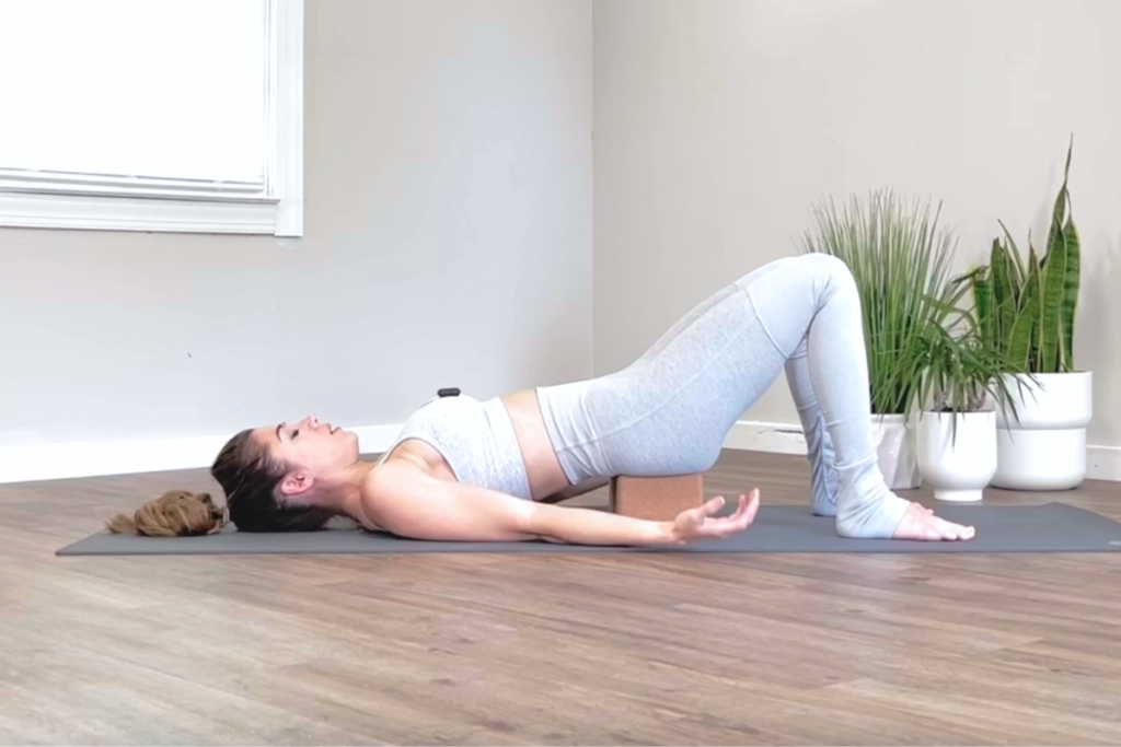 Jathara Parivartanasana: The Two Knee Spinal Twist Pose | Yoga | Gaia