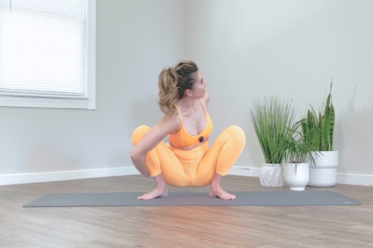 Ultimate Guide How To Garland Pose Yogi Squat Malasana Anatomy Break Down Jen Bell Yoga