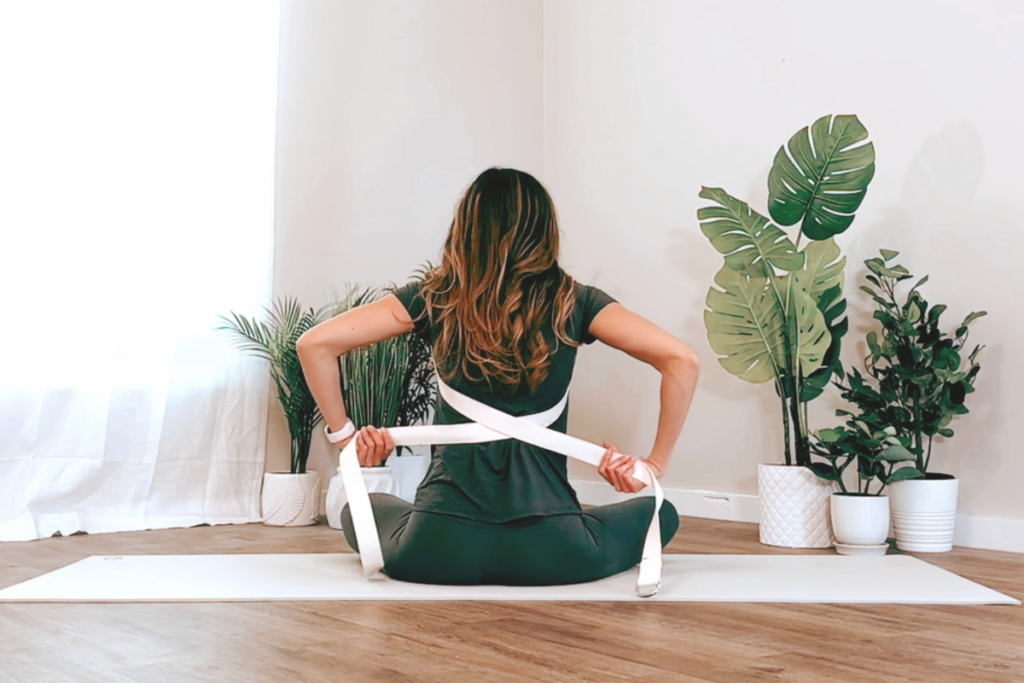 JenBellYoga - Better posture with a yoga strap